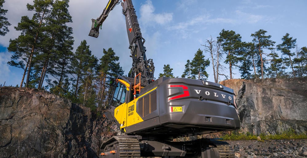 Volvo EC400 High Reach